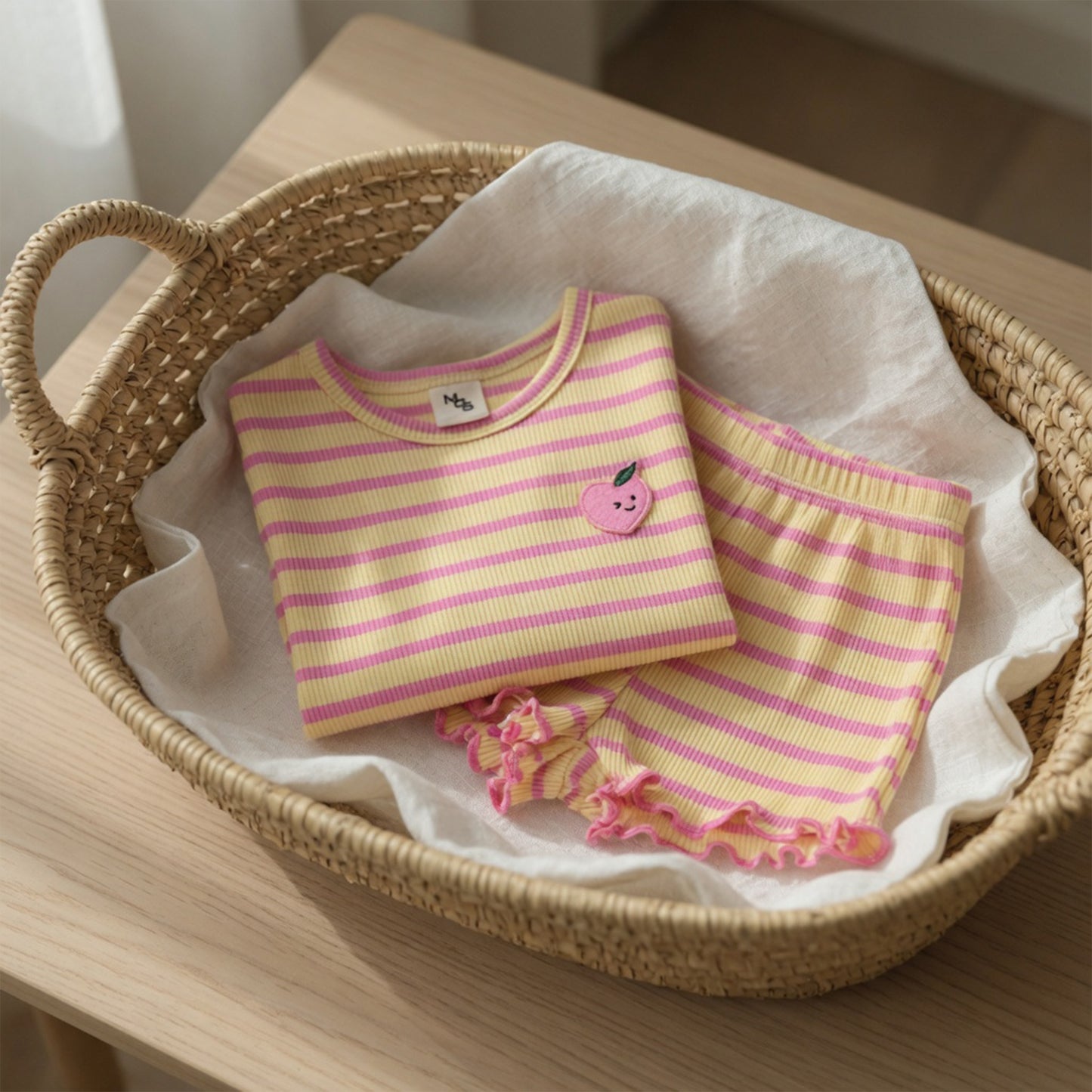 Summer Baby Girl Clothing Set - Striped Ear Edge Tops & Shorts - Grape & Peach Pattern 2Pcs Suit