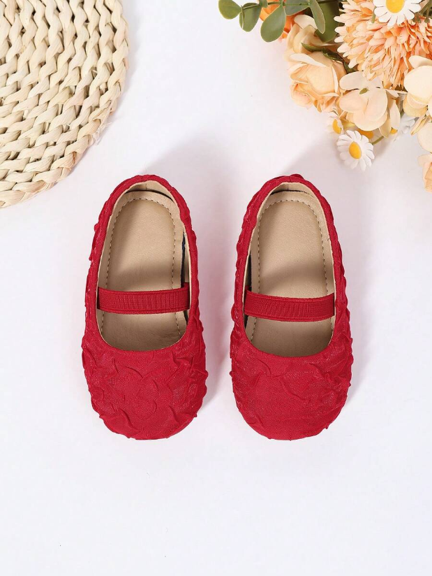 Elegant Pleated Princess Shoes for Girls - Comfortable Pleated Slip-On Loafers