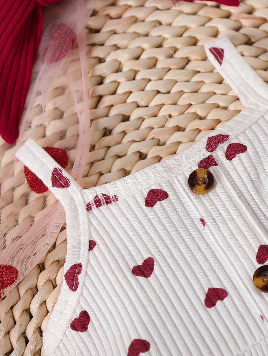 2PCS Baby Heart Print Rib Knit Top and Shorts Set for Cute Summer Daily Wear