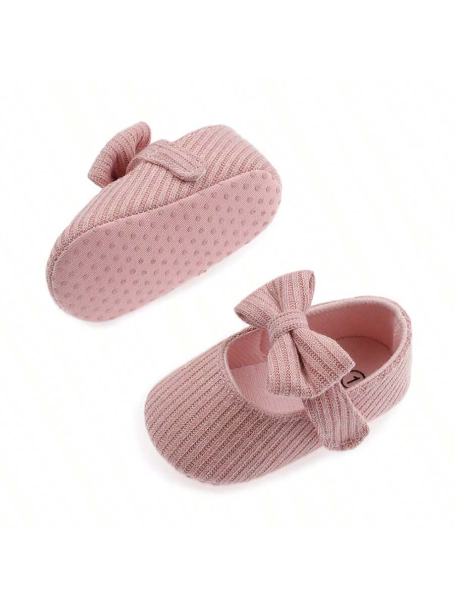 Cozy Woolen Cloth Princess Shoes for Girls - Cute Strap Design Soft Sole Autumn Shoes