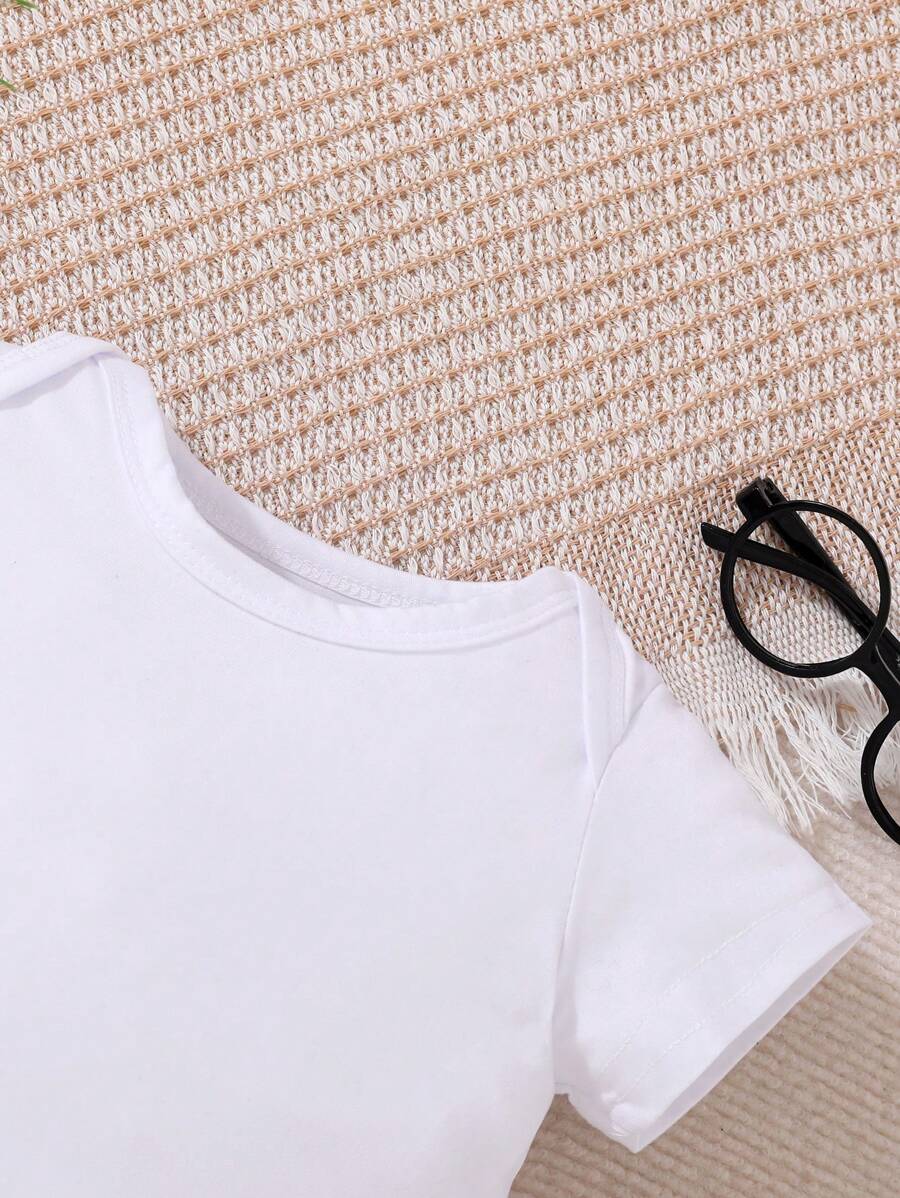 Newborn Letter Print Short Sleeve Romper - Adorable Casual One-Piece Outfit