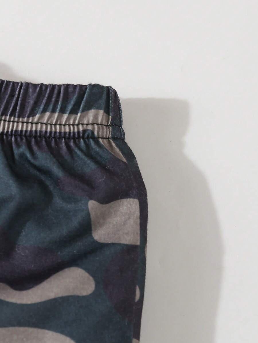 Camouflage Print Short Sleeve Sports Outfit for Baby Boys