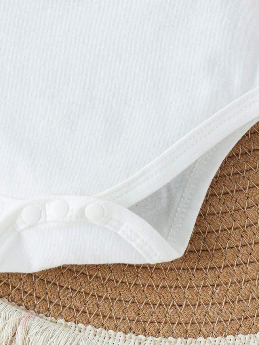 Infant Girl 2pcs Letter Embossed Bodysuit and Ruffle Shorts Summer Outfit