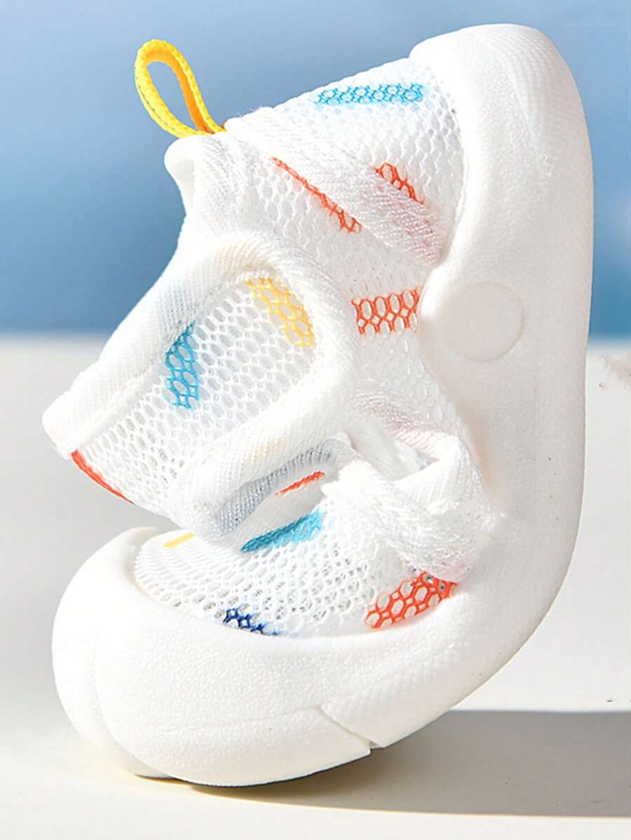 0-3 Years Old Baby Mesh Walking Shoes - Soft Sole Anti-Skid Summer Sandals