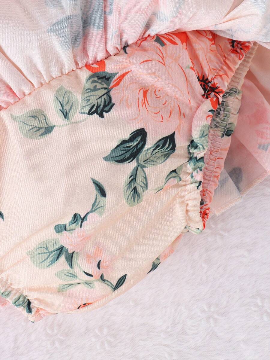 2PCS Baby Girl Lovely Bodysuit and Shorts Set for Cute Summer Daily Wear