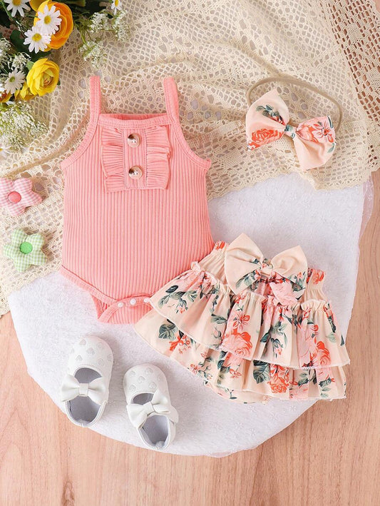 2PCS Baby Girl Lovely Bodysuit and Shorts Set for Cute Summer Daily Wear