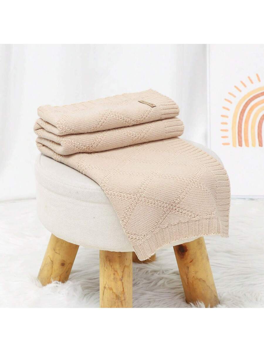 Knitted Baby Blanket Soft All Season Receiving Blanket for Newborns and Infants