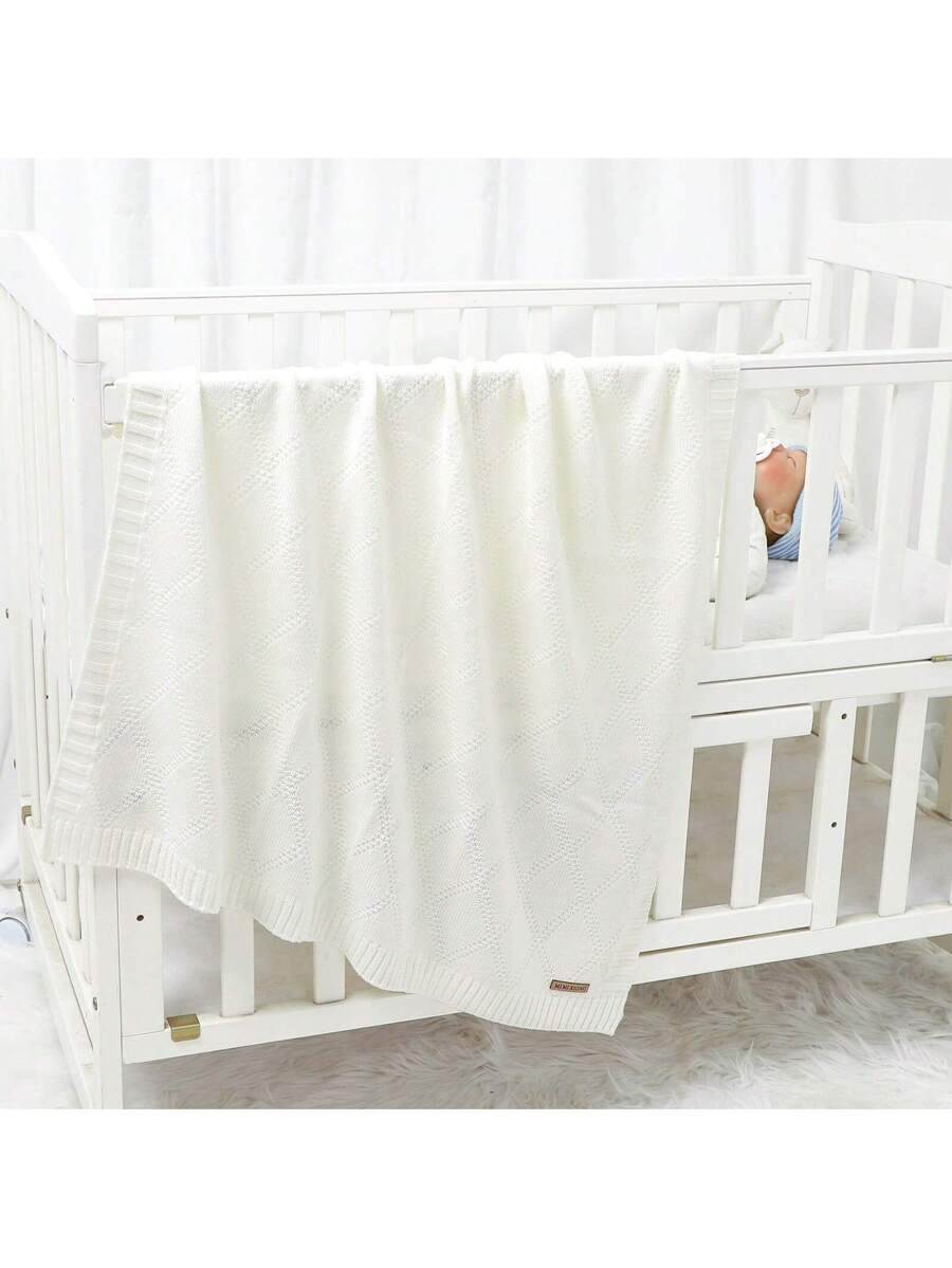 Knitted Baby Blanket Soft All Season Receiving Blanket for Newborns and Infants