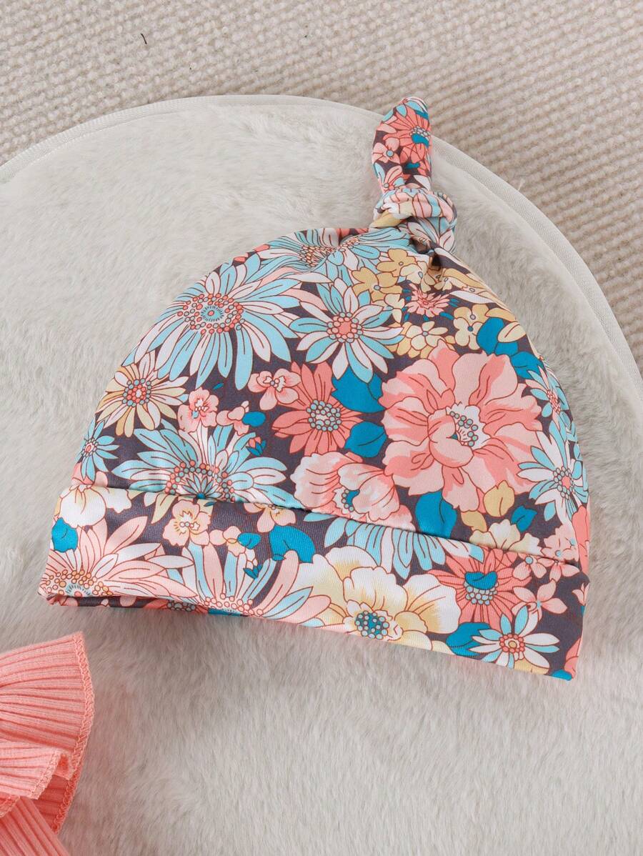 Cute Print Bodysuit Pants Hat and Headband Outfit Set for Spring and Autumn Wear