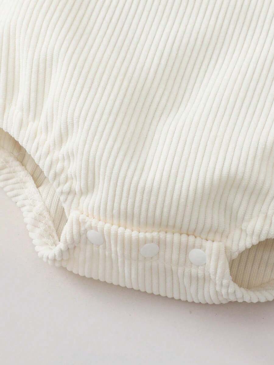 Sweet Rainbow Baby Outfit - Cute Embroidered Bodysuit for 0-12M, Gift for Your Baby