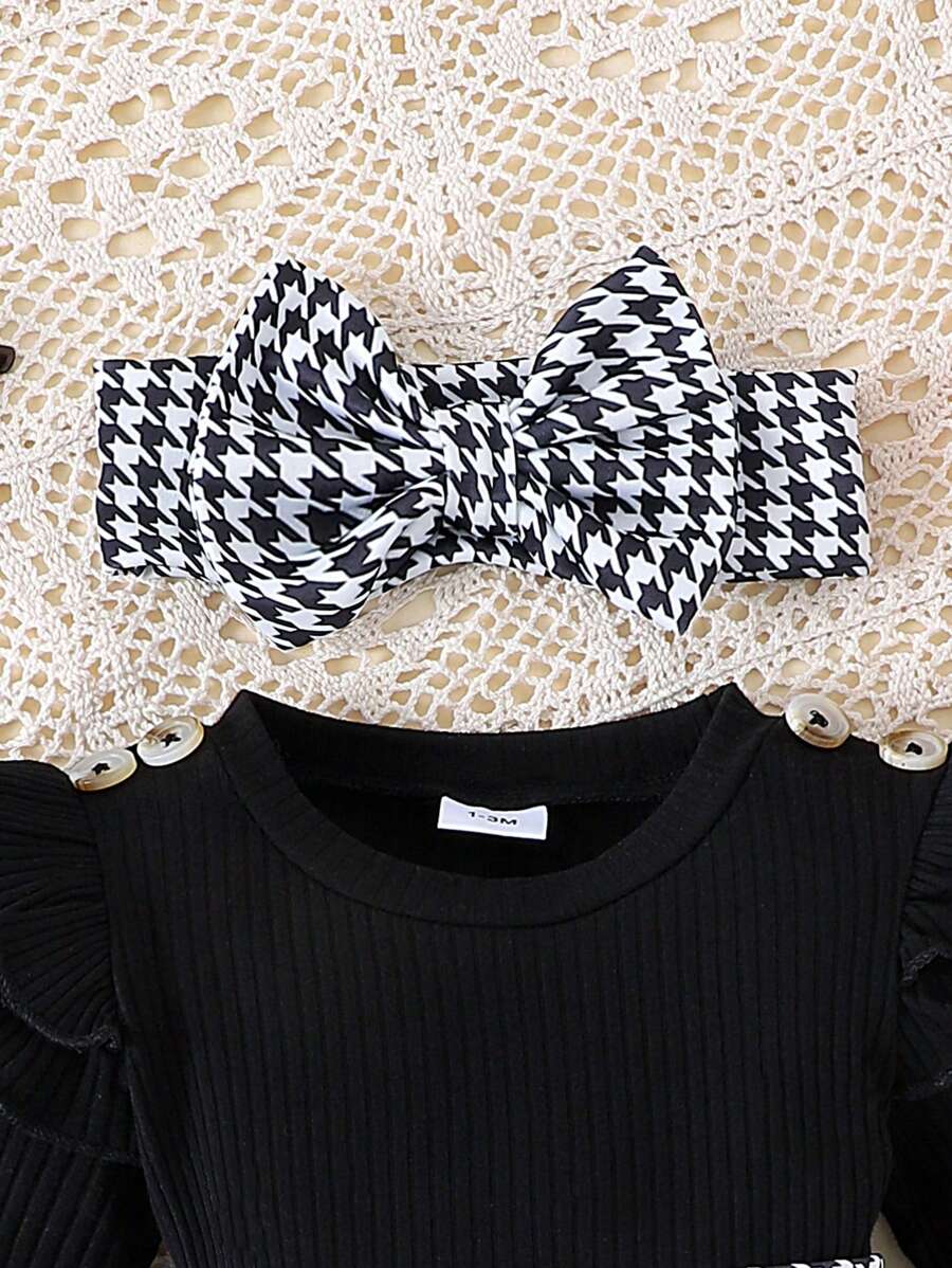 Baby Ribbed Patchwork Long Sleeve Romper for Spring and Autumn Daily Wear