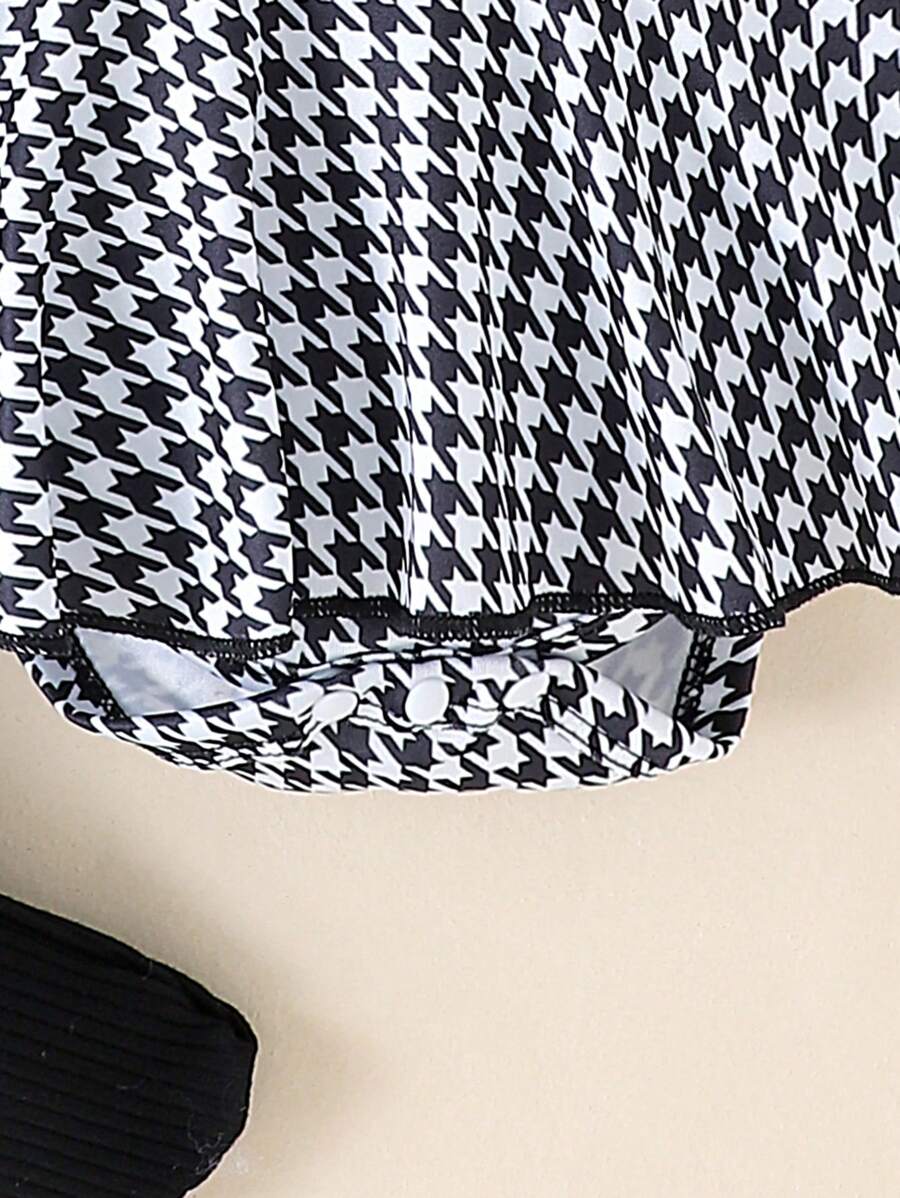 Baby Ribbed Patchwork Long Sleeve Romper for Spring and Autumn Daily Wear