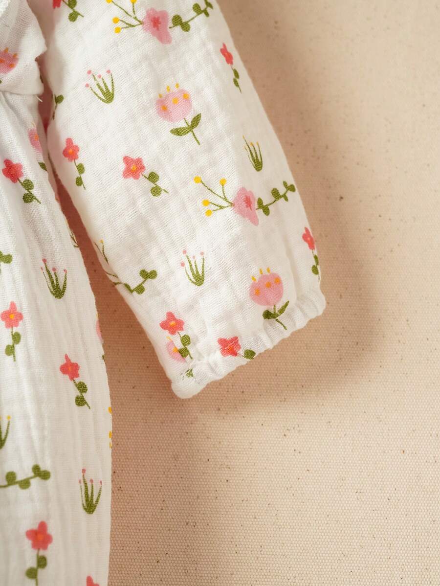 Baby Floral Butterfly Decor Long Sleeve Romper for Cute Daily Wear and Outings