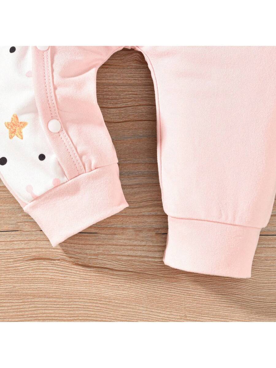 Adorable 4pcs Newborn Cow Print Set - Long Sleeve Jumpsuit, Headband, Bib & Mittens