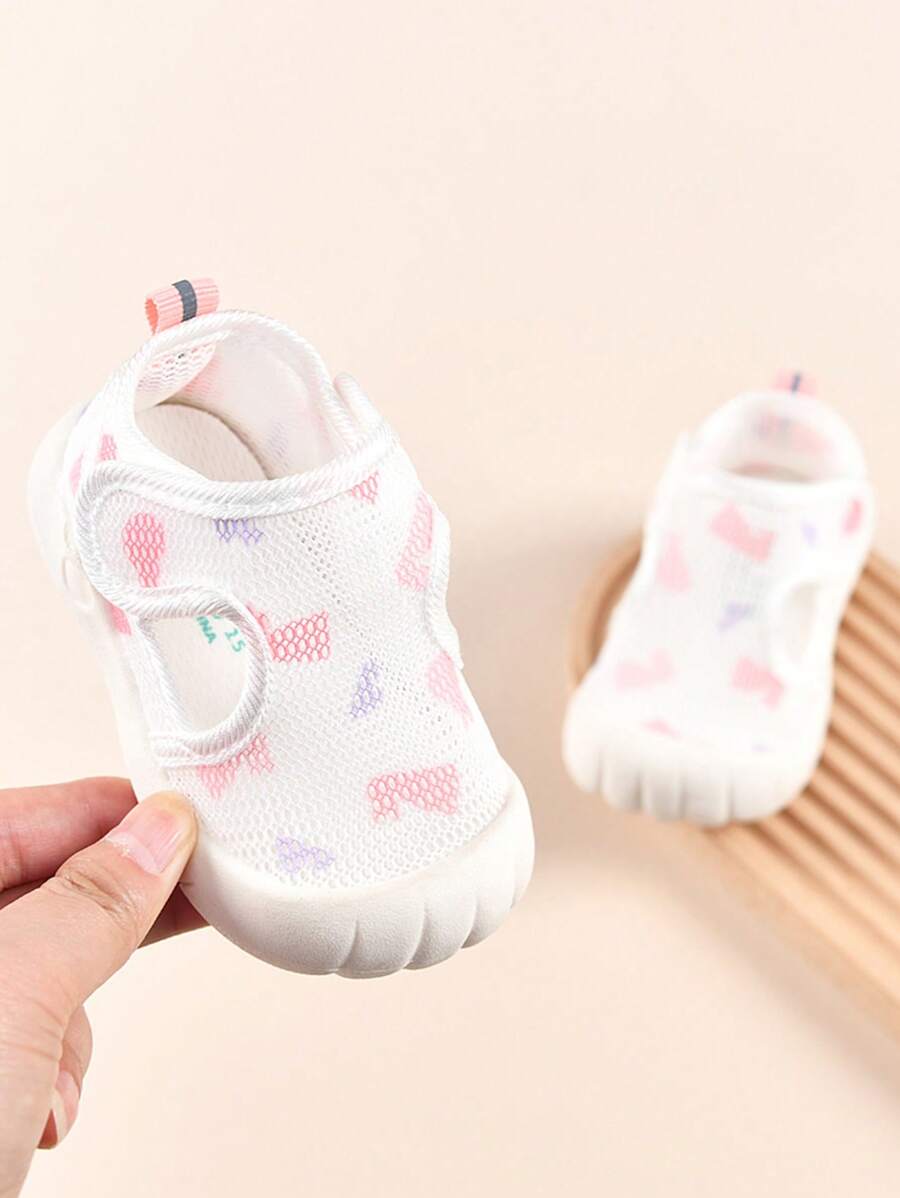 0-3 Years Old Baby Mesh Walking Shoes - Soft Sole Anti-Skid Summer Sandals