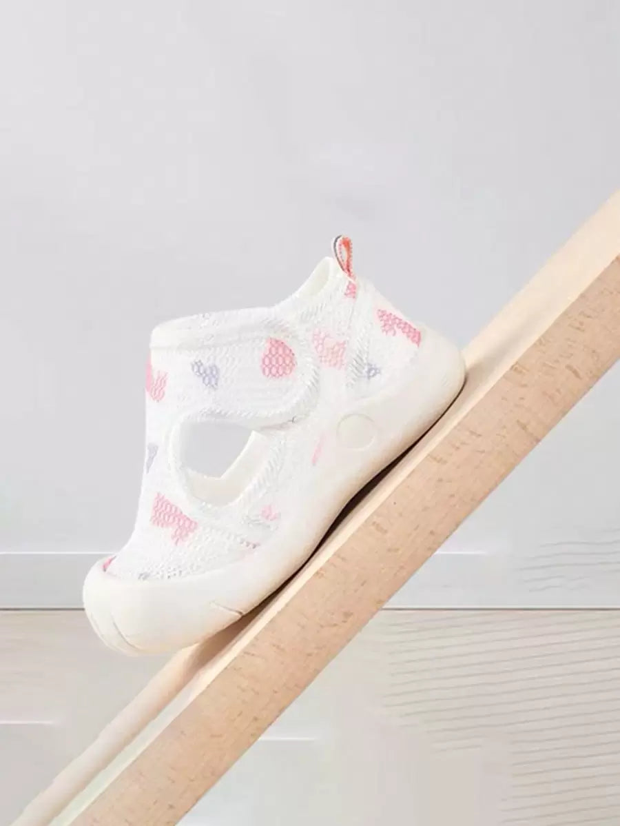 0-3 Years Old Baby Mesh Walking Shoes - Soft Sole Anti-Skid Summer Sandals