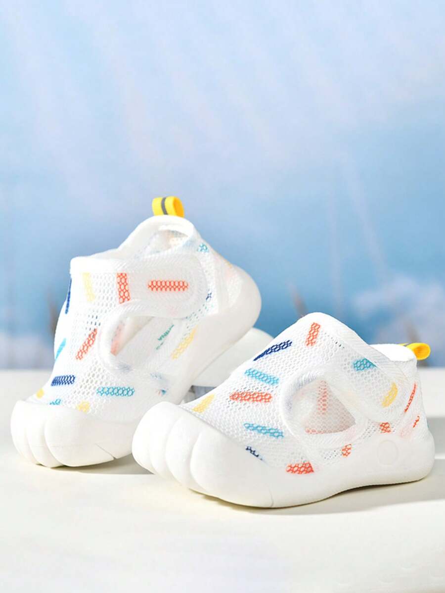 0-3 Years Old Baby Mesh Walking Shoes - Soft Sole Anti-Skid Summer Sandals