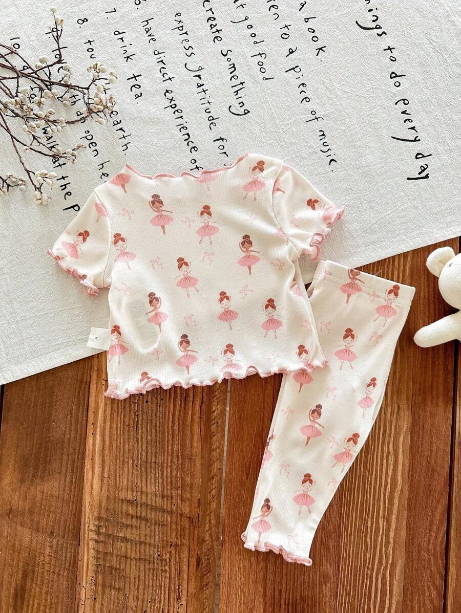 Baby Strawberry Print Short Sleeve Pajama Set for Cozy Summer Sleepwear