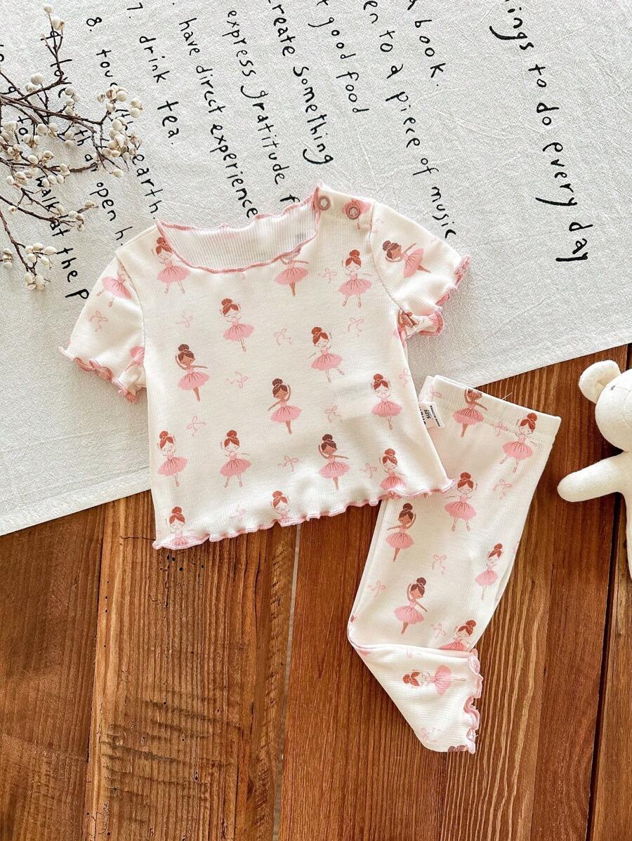 Baby Strawberry Print Short Sleeve Pajama Set for Cozy Summer Sleepwear
