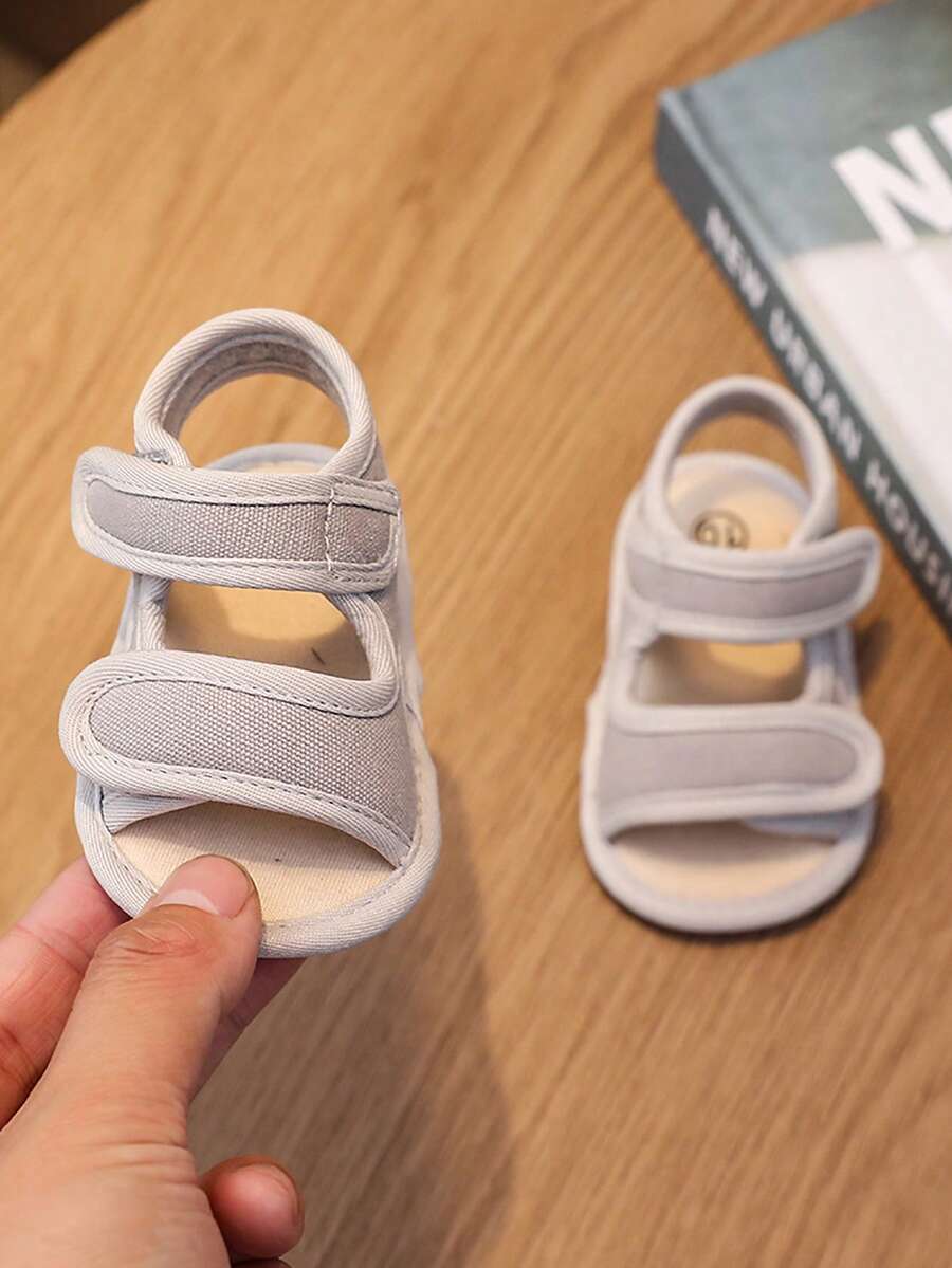 Boys Casual Beach Sandals for Summer Outdoor Wear