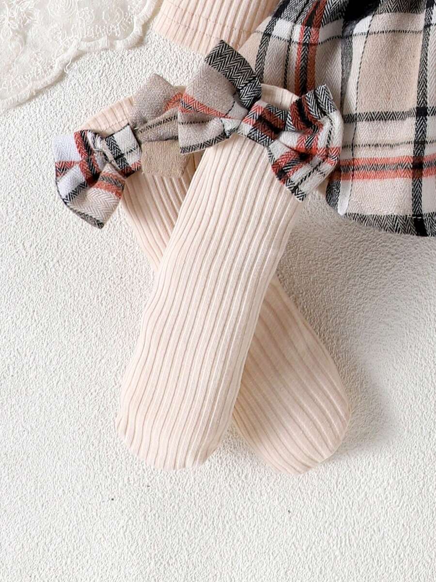 Baby Ribbed Patchwork Long Sleeve Romper for Spring and Autumn Daily Wear