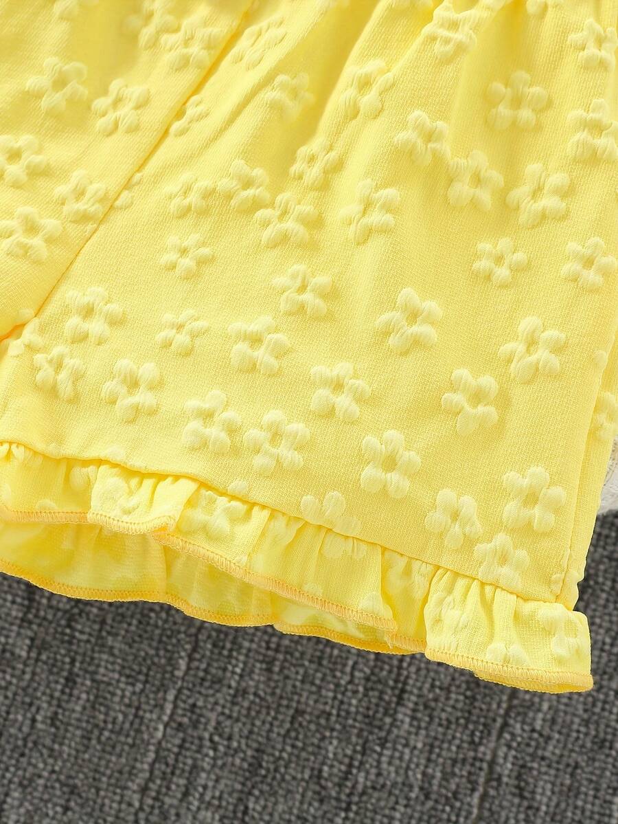 Young Girls 3D Flower Decor Tank Top and Yellow Floral Hem Shorts 2 Piece Summer Set