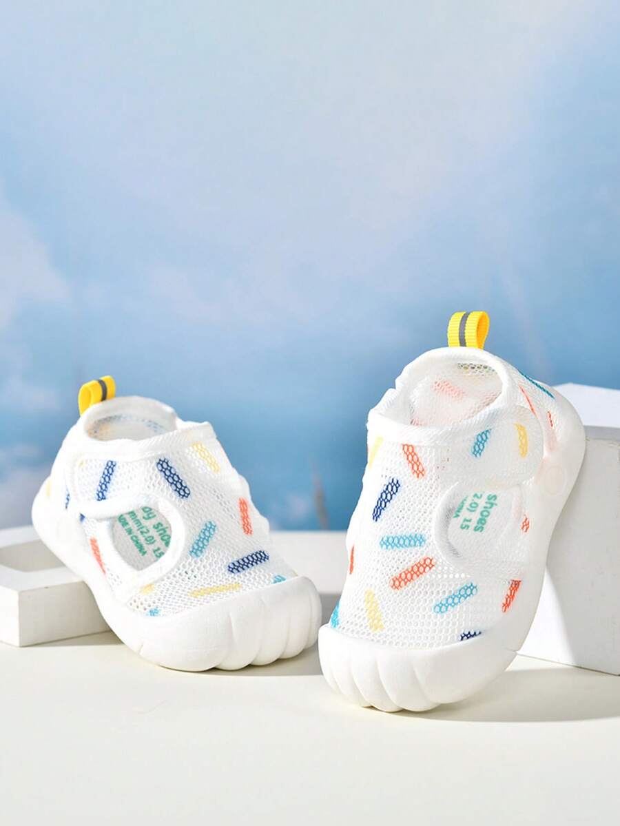 0-3 Years Old Baby Mesh Walking Shoes - Soft Sole Anti-Skid Summer Sandals