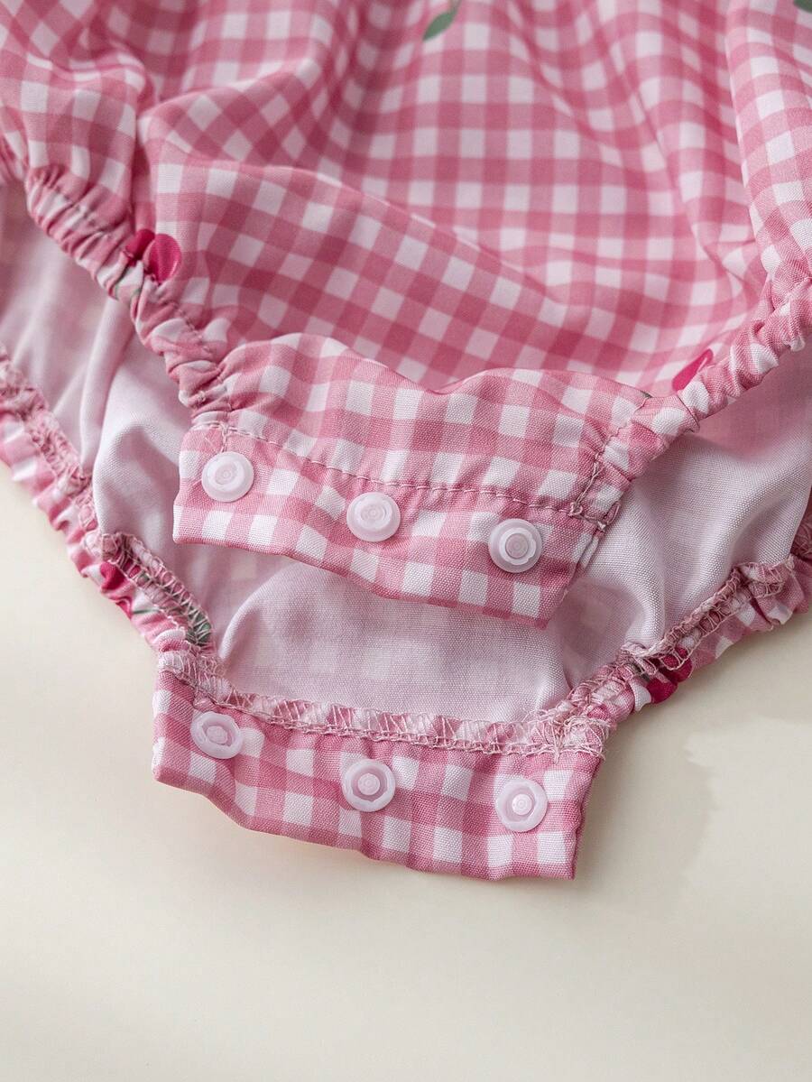 2pcs Sleeveless Baby Girl Bodysuit and Hat Set for Summer Wear