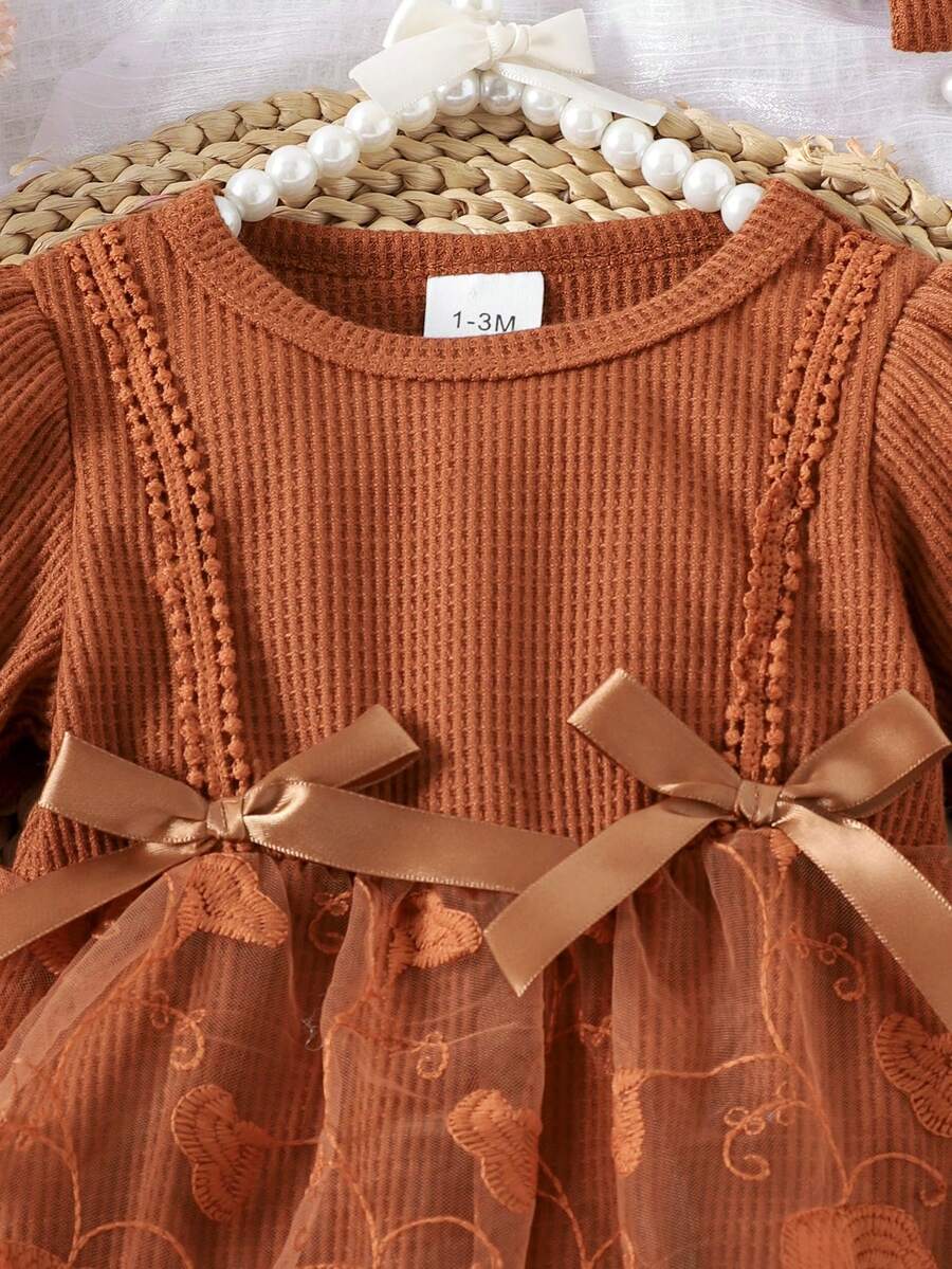 3PCS Baby Elegant Mesh Contrast Bodysuit Set with Headband and Socks for Autumn and Winter Wear