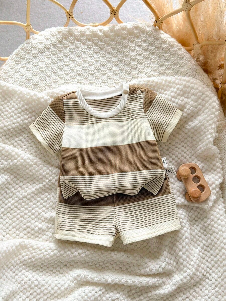 Colorful Striped Knit Top and Shorts Outfit Set for Cute Summer Daily Wear