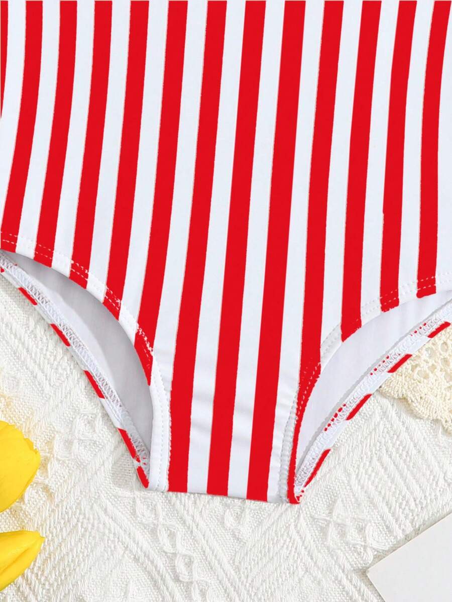Little Girls Floral And Stripe Print Swimwear Fashion Summer Pool Outfit