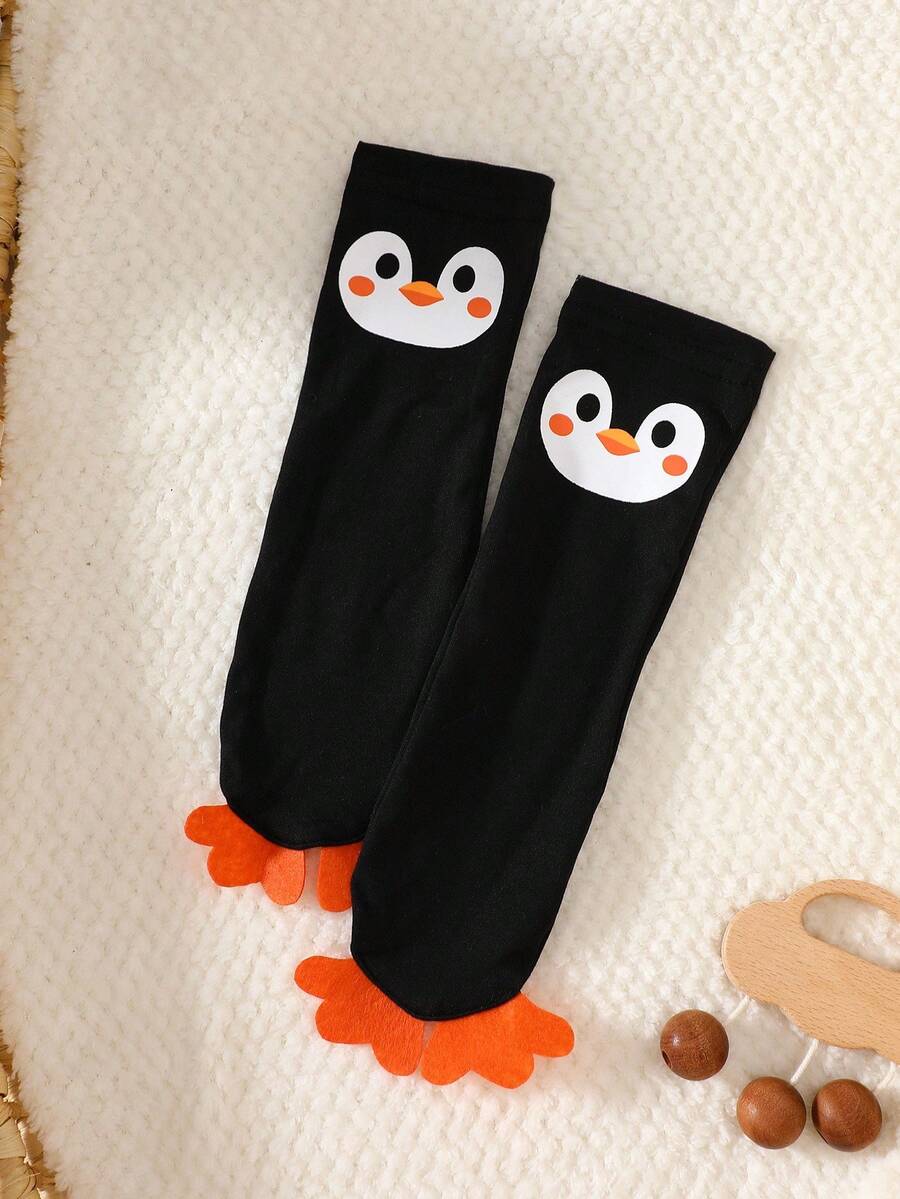 Penguin Print Jumpsuit Hat and Sock Cover Outfit Set for Cute Autumn and Winter Wear