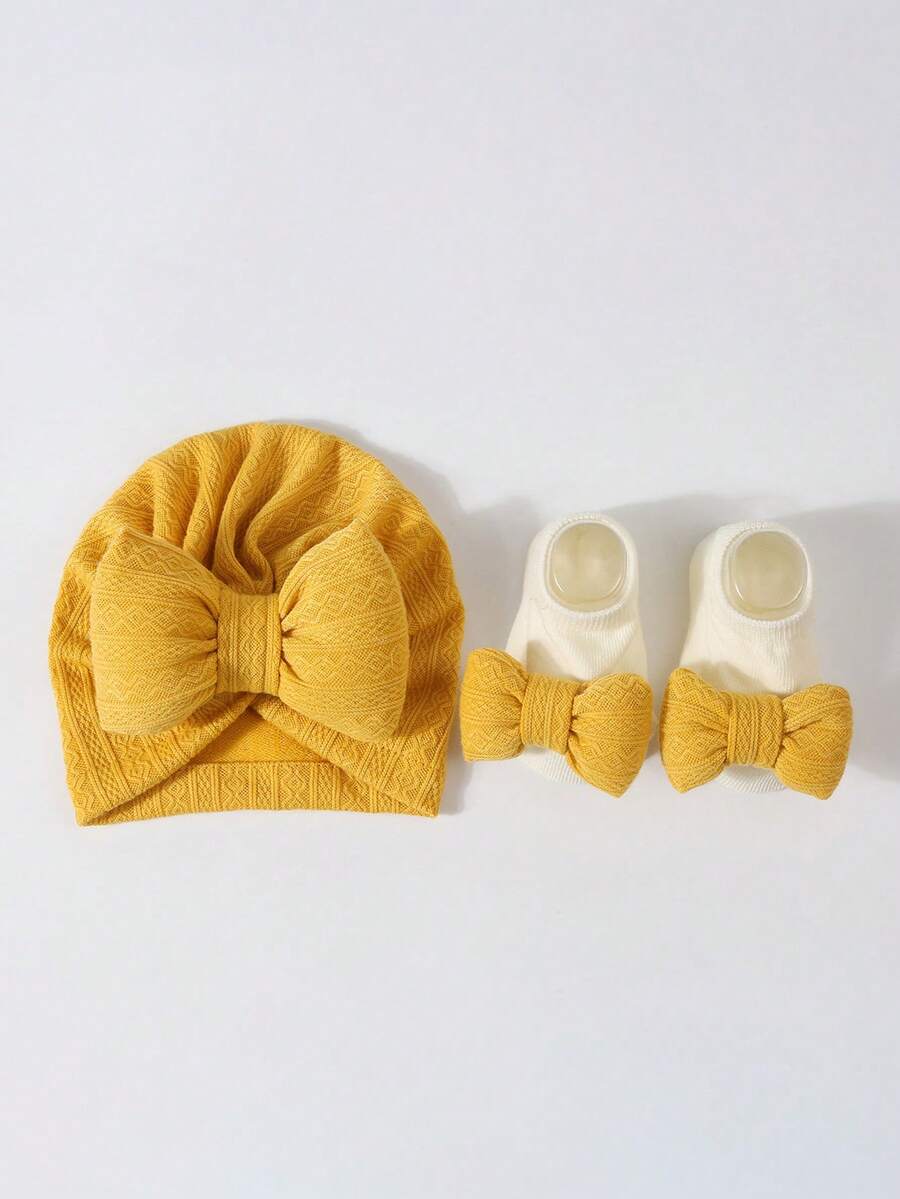 2pcs Set Princess Style Bow Beanie Hat and Socks for Cute Daily Wear