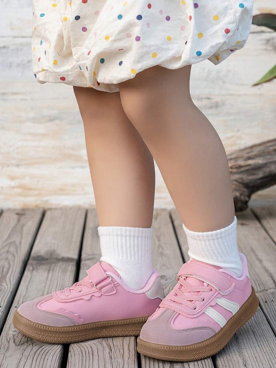Girls Casual Retro Sneakers for Sports and Daily Wear