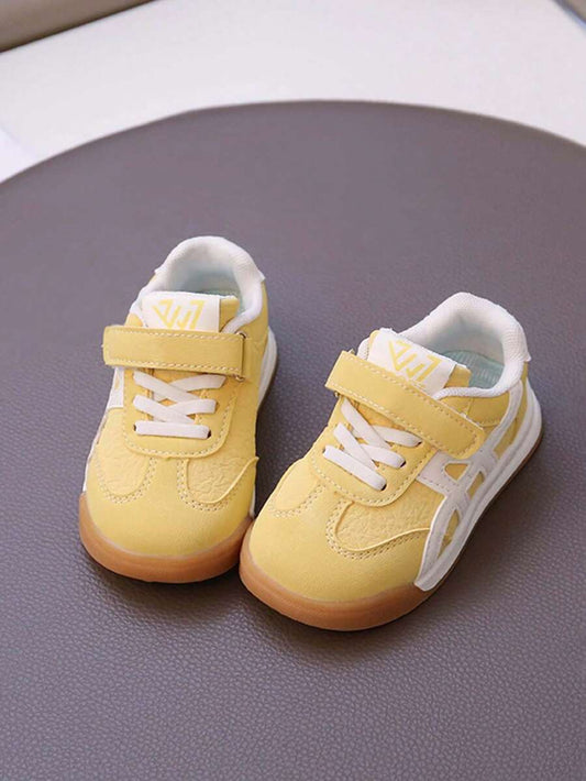 Unisex Kids Low-Top Casual Sneakers - Non-Slip Wear-Resistant Walking Shoes for All Seasons