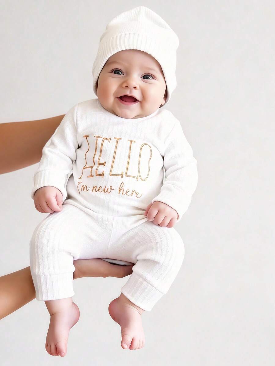 Infant Photo Studio Shooting Props - "HELLO" Embroidered Jumpsuit & Matching Hat