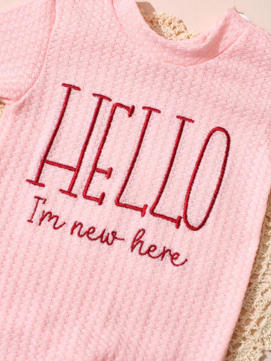 Infant Photo Studio Shooting Props - "HELLO" Embroidered Jumpsuit & Matching Hat