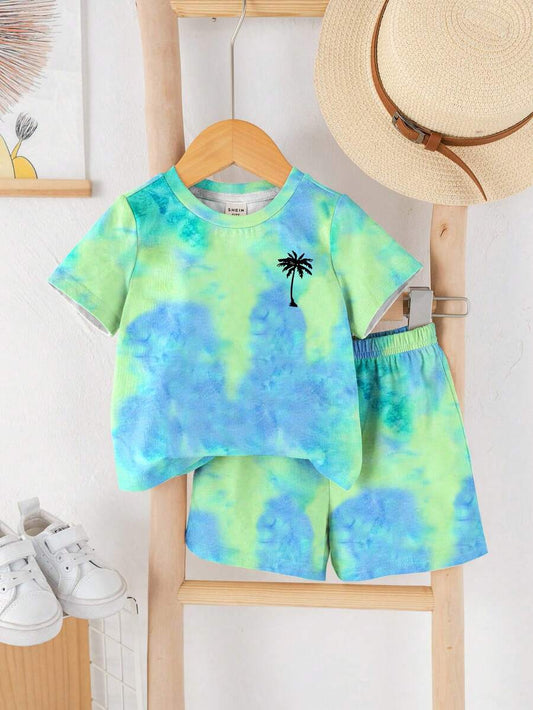Baby Boy 2pcs Summer Set: Fun Cartoon Print Tee and Matching Shorts