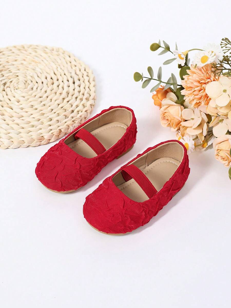 Elegant Pleated Princess Shoes for Girls - Comfortable Pleated Slip-On Loafers