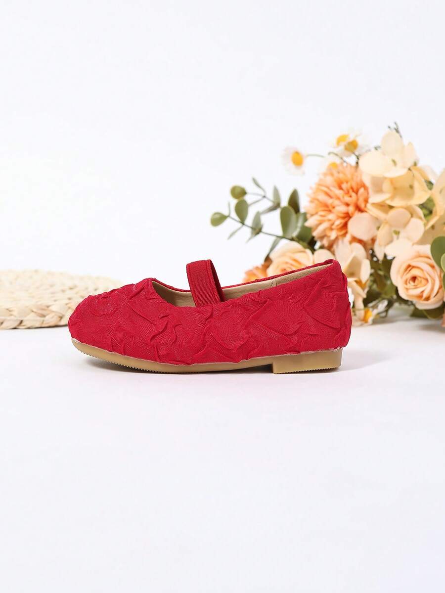 Elegant Pleated Princess Shoes for Girls - Comfortable Pleated Slip-On Loafers