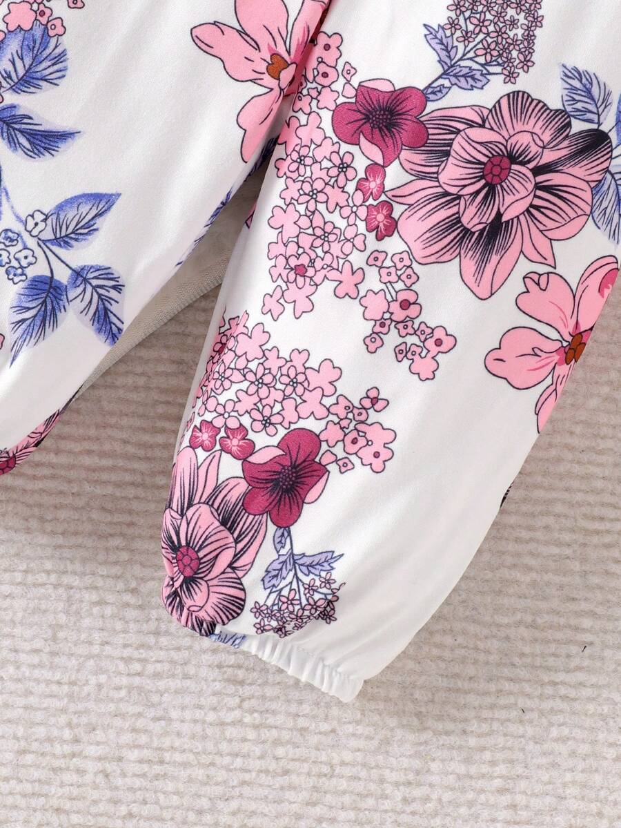 Cute Print Bodysuit Pants Hat and Headband Outfit Set for Spring and Autumn Wear