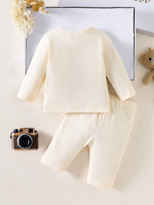 Bear Pattern Textured Pocket Top for Cute Daily Wear