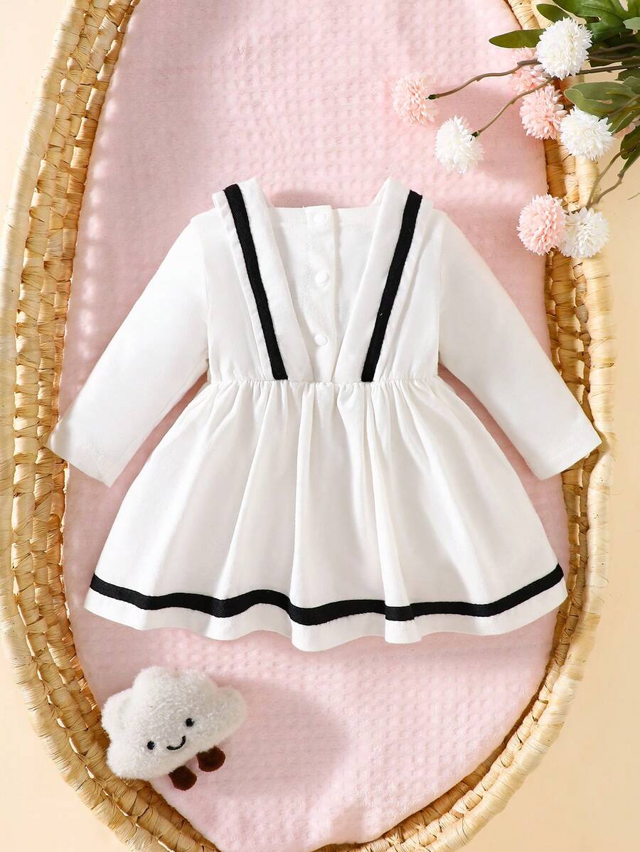 Baby Pink Heart Knit Dress with 3D Bow for Cute Daily and Outdoor Wear