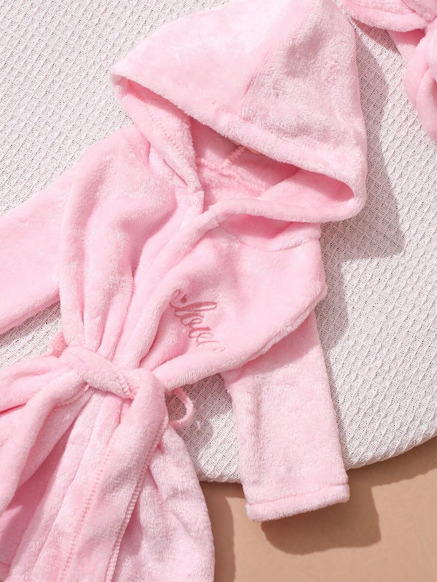 Infant Photoshoot Outfits with Love Embroidery - Lovely Bathrobe Prop Set for Newborns