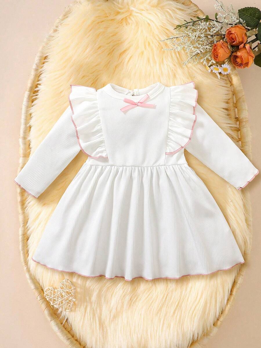 Baby Pink Heart Knit Dress with 3D Bow for Cute Daily and Outdoor Wear