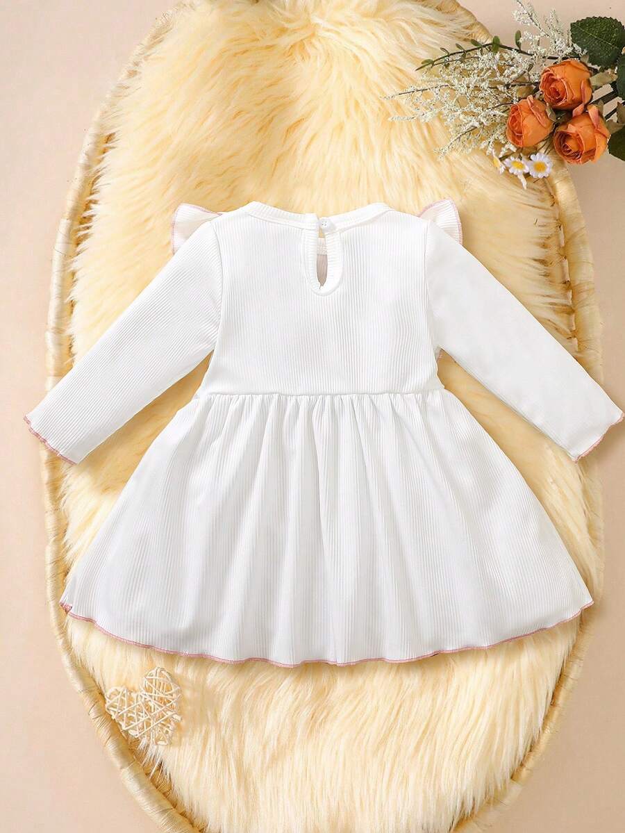 Baby Pink Heart Knit Dress with 3D Bow for Cute Daily and Outdoor Wear