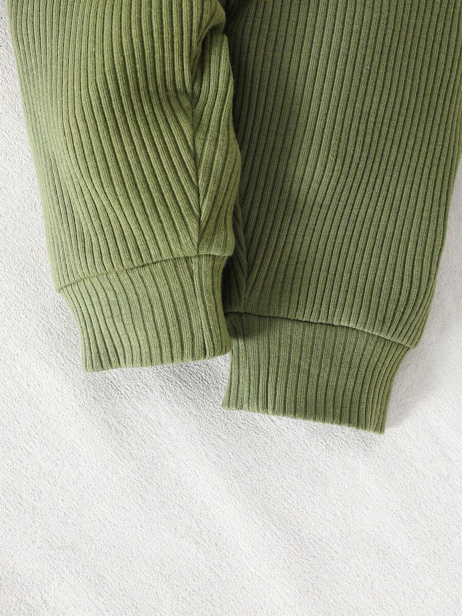 2PCS Baby Boy Dinosaur Print Top and Green Pants Set for Cute Casual Daily Wear