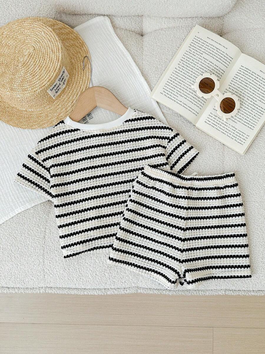 Rainbow Top And Elastic Waist Shorts Set For Toddler Girls Casual Wear
