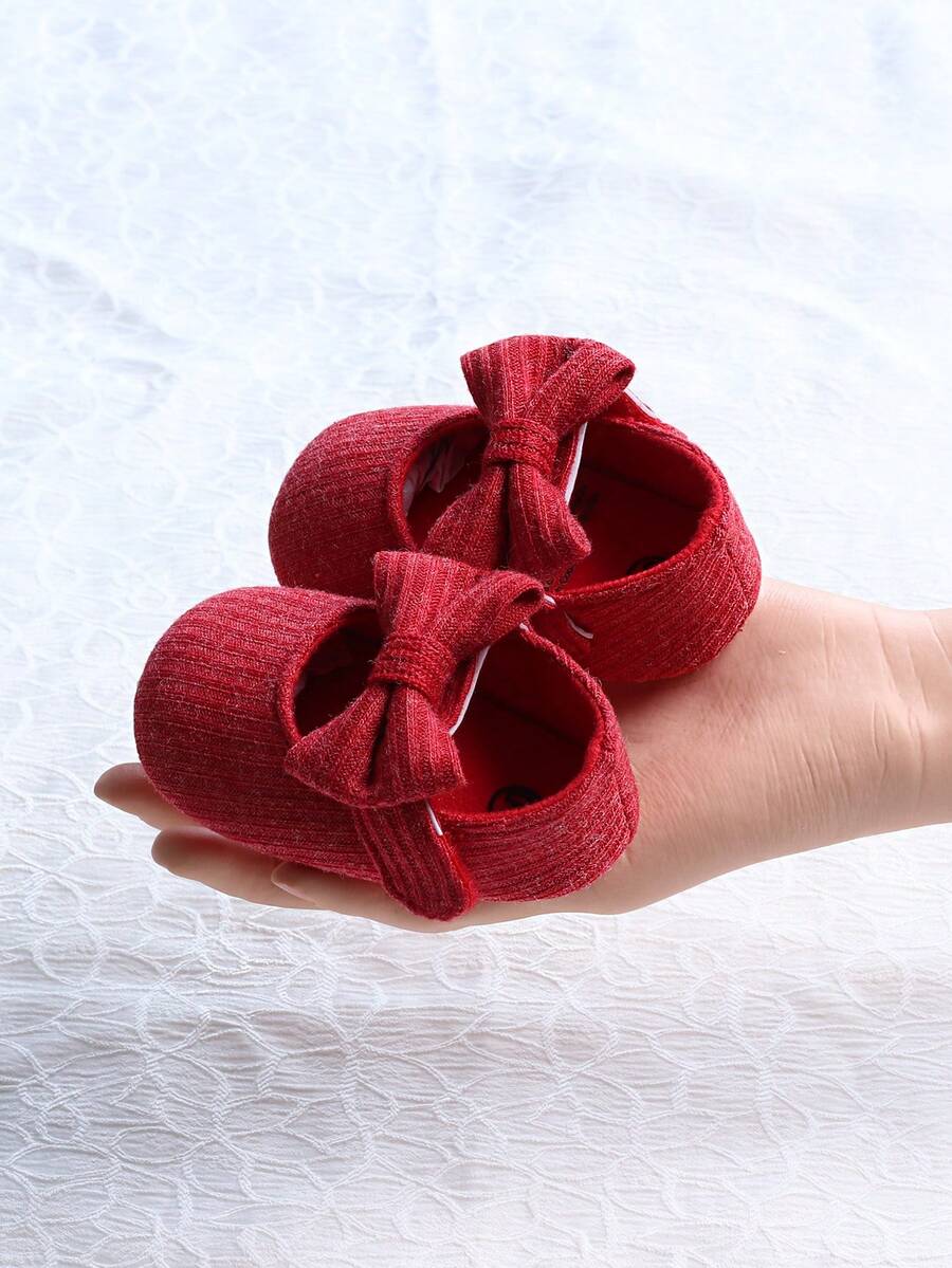 Cozy Woolen Cloth Princess Shoes for Girls - Cute Strap Design Soft Sole Autumn Shoes