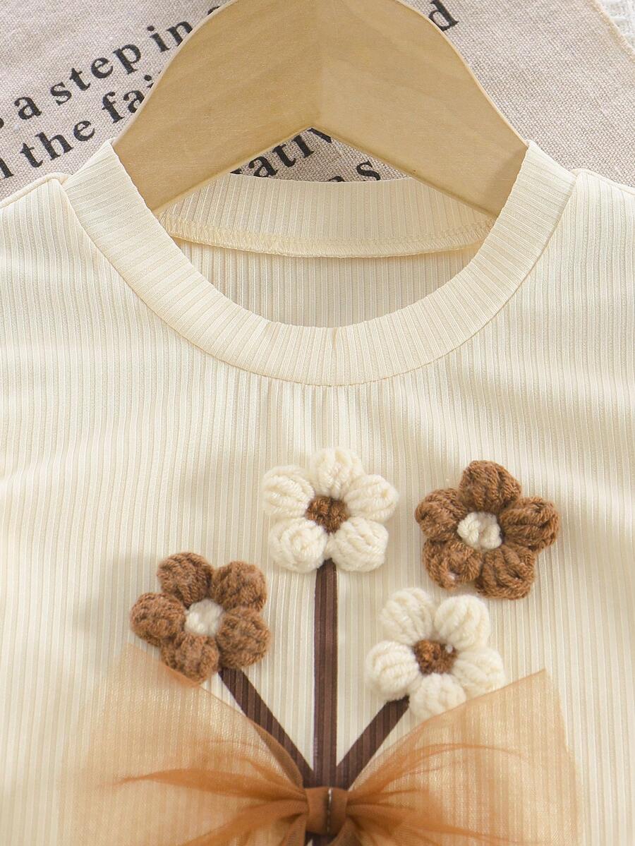 Young Girls 3D Flower Decor Tank Top and Yellow Floral Hem Shorts 2 Piece Summer Set